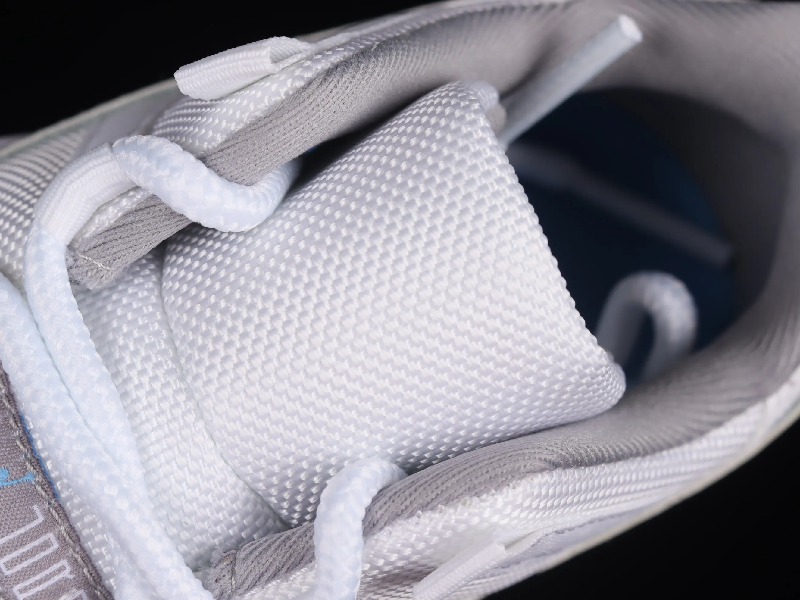 All categories Air Jordan Jordan series basketball shoes Air Jordan 11 Air Jordan AJ11 Low "Cement Grey" AJ11 Joe 11 cool gray 2.0 low-top basketball shoes AV2187-140